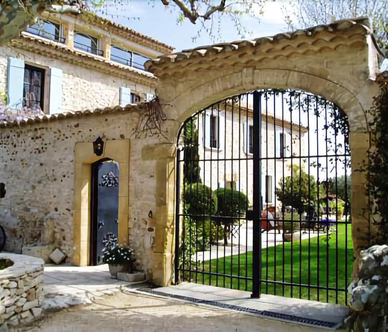 Mas De La Treille Bed & Breakfast Saint-Laurent-des-Arbres Exterior foto