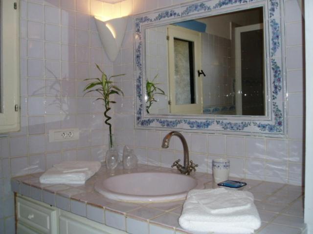 Mas De La Treille Bed & Breakfast Saint-Laurent-des-Arbres Cameră foto